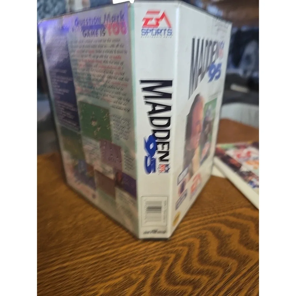 NO GAME Madden 95  MANUAL & CASE ONLY - Sega Genesis‎
